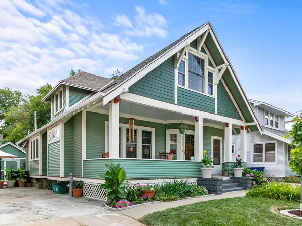 2961 Harris St, Omaha, NE 68105