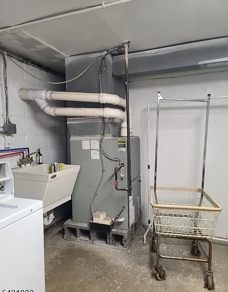 4 Columbia Dr #1A — Photo 6