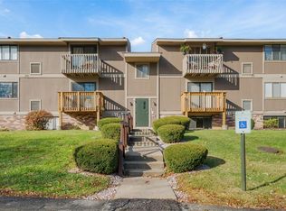 2455 Brook Ledge Rd APT 12B, Bridgeville, PA 15017