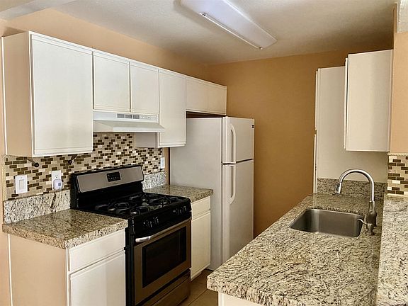 2nd image of 44260 Monroe St APT 9
