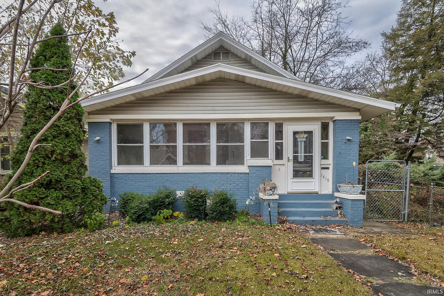 1419 Akin Dr photo 1