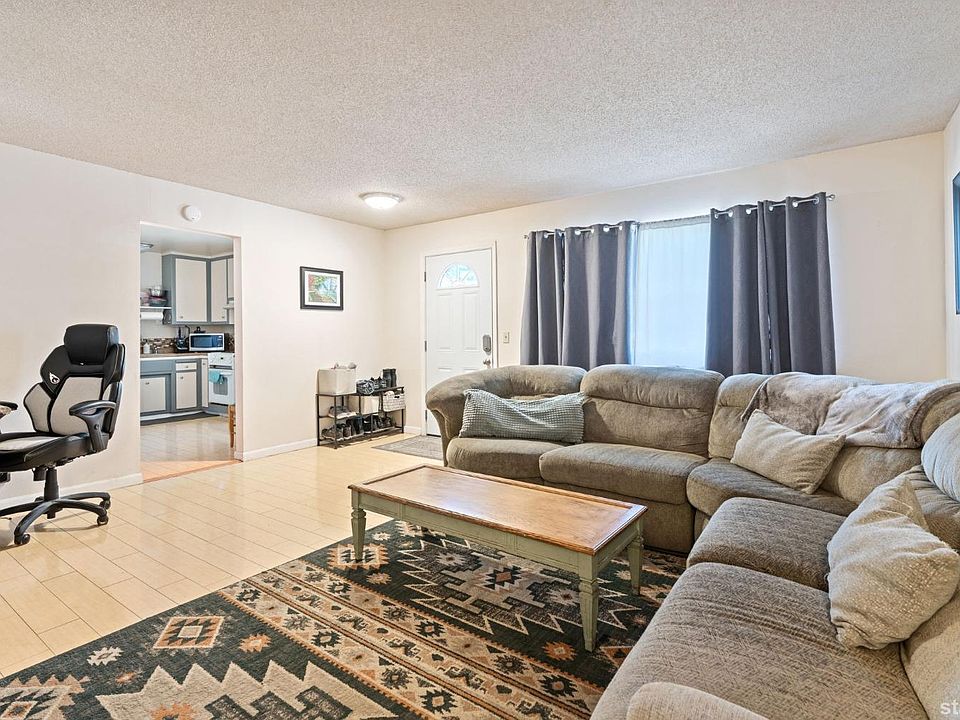 1223 Bonanza Ave South Lake Tahoe, CA, 96150 Apartments for Rent Zillow