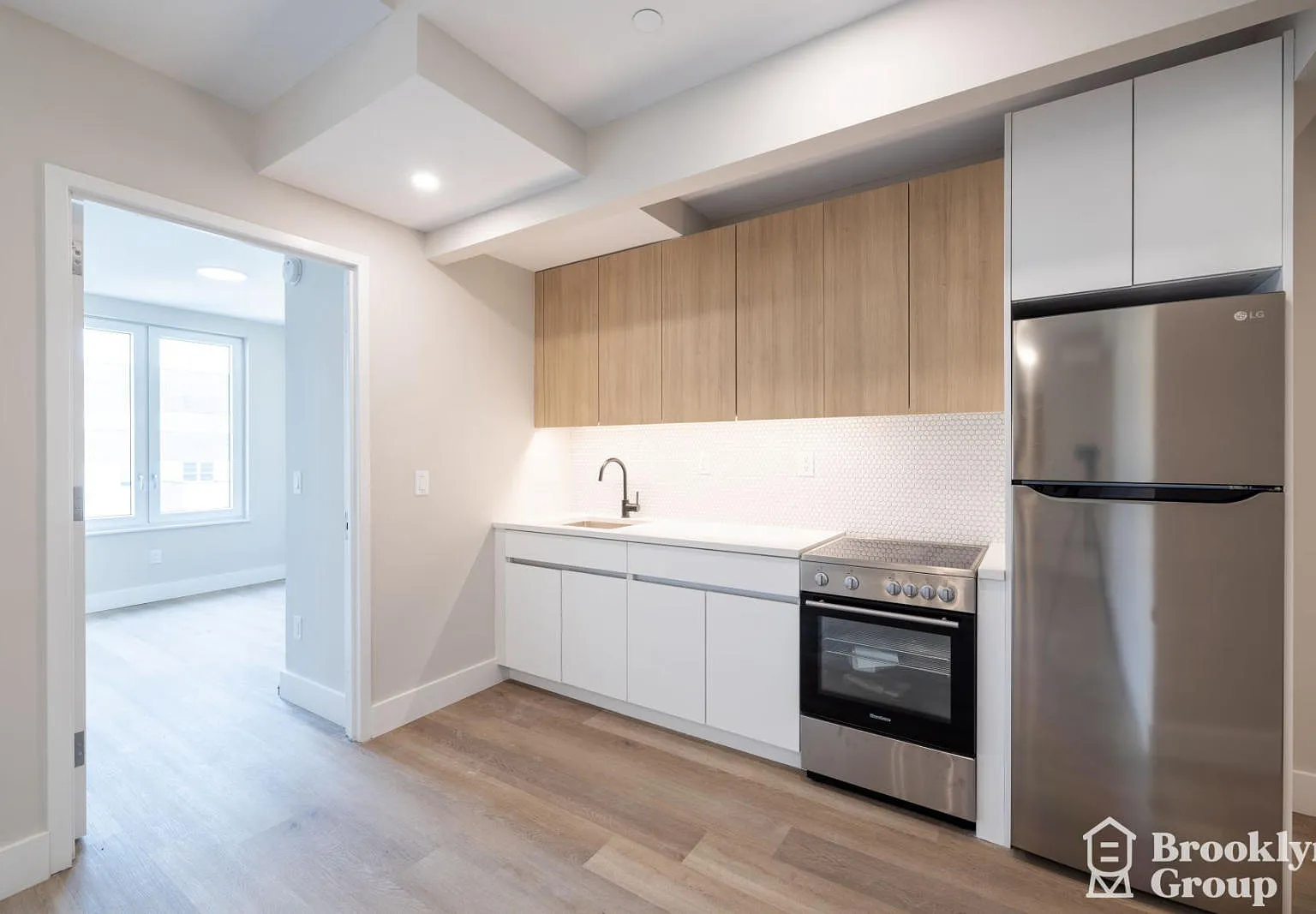 1711 Hancock Street — Photo 1