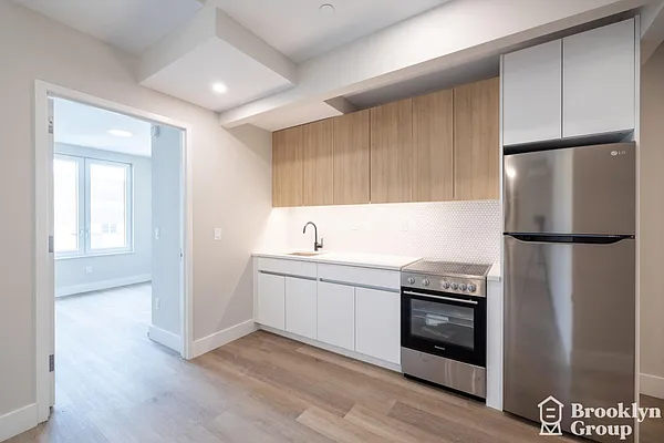 Rented by Brooklyn Group | media 11