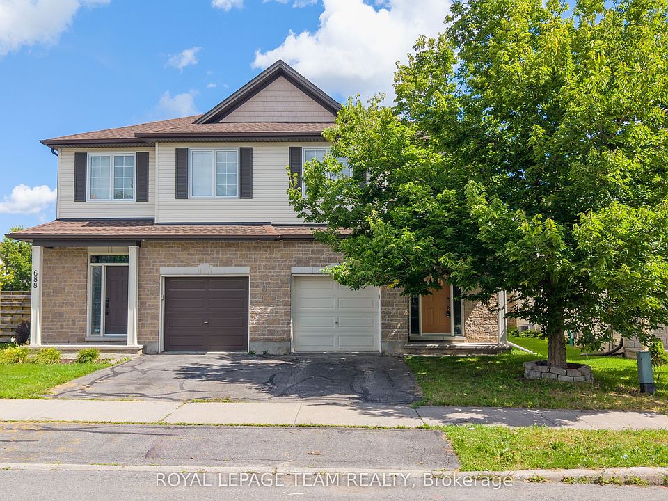 1st image of 686 White Alder Ave