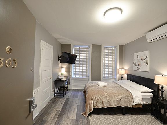3rd image of 302 S 12th St #303