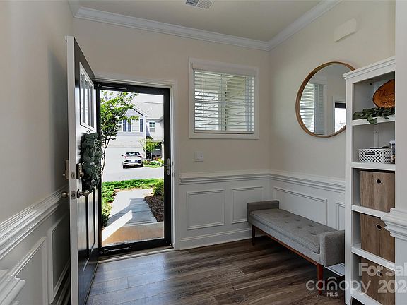 4th image of 3864 Fairlady Ln #1