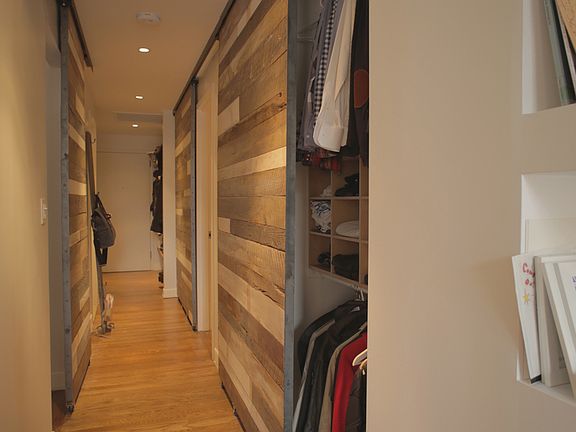 4th image of 422 W 20th St APT 3H