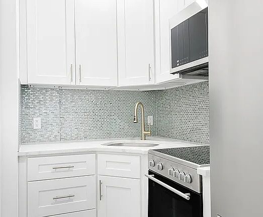 2nd image of 1207 Rogers Ave #3F