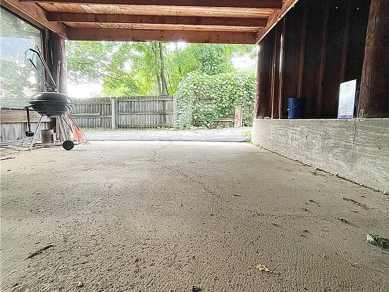365 Green St — Photo 39