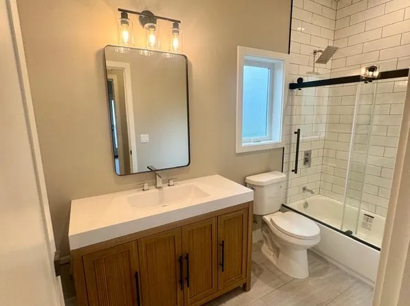 902 E Cotati Ave, Cotati, CA