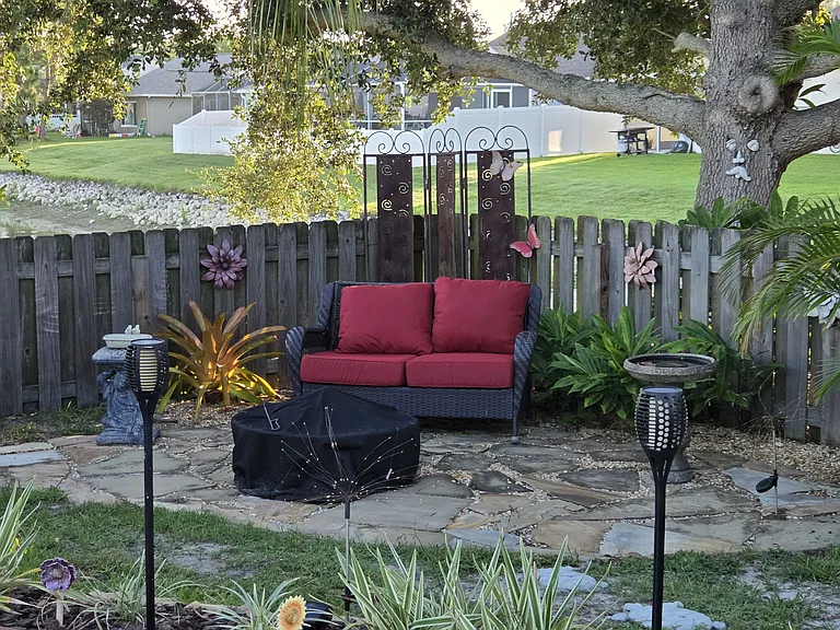 Outside sitting area on flag stone patio