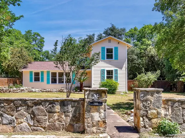 785 BURR RD, Terrell Hills, TX 78209