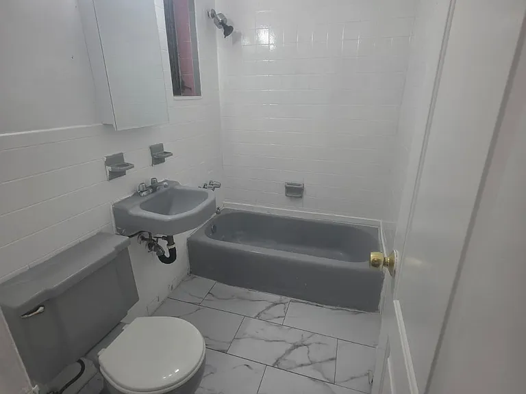 Apex Plainfield — Photo 20