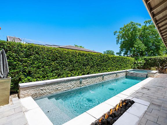 3rd image of 82886 Pembroke Ln