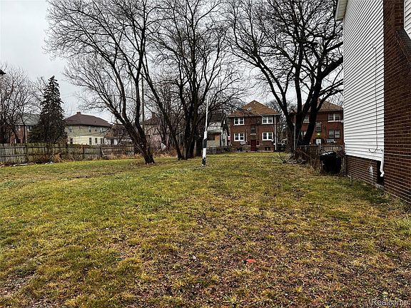 4th image of 5180 Webb St