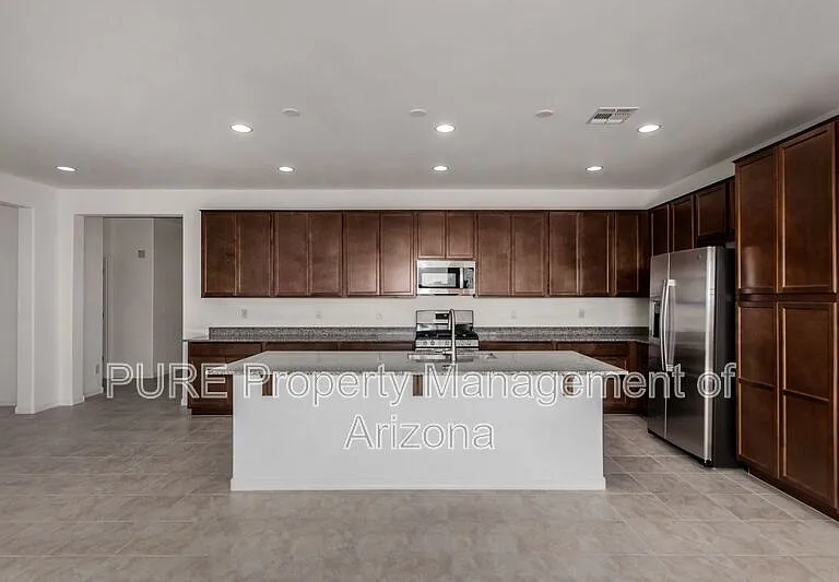 23970 N 148th Dr — Photo 3