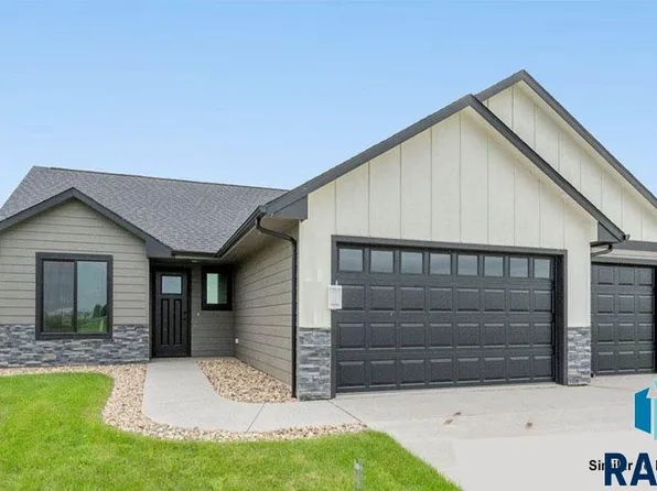 1115 E Wayne Pl, Tea, SD 57064
