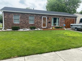 335 Fairfax Ave, Romeoville, IL 60446