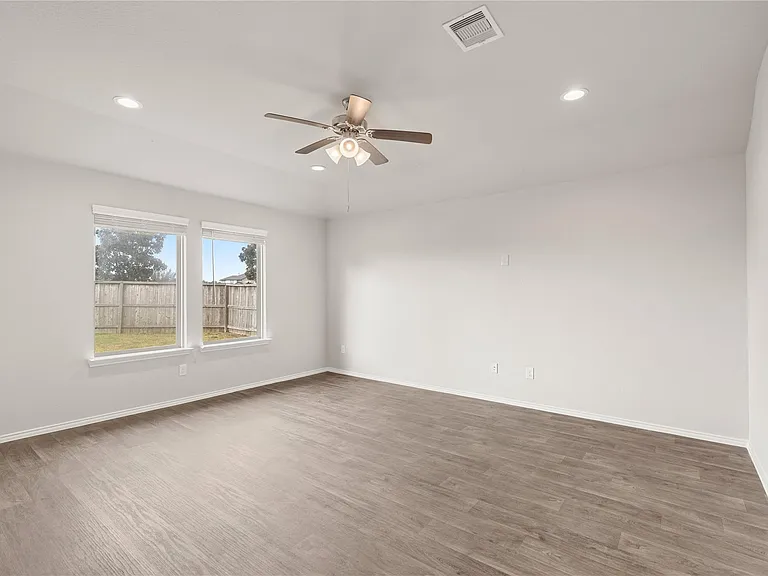 6414 Clyde Arbor Dr — Photo 12