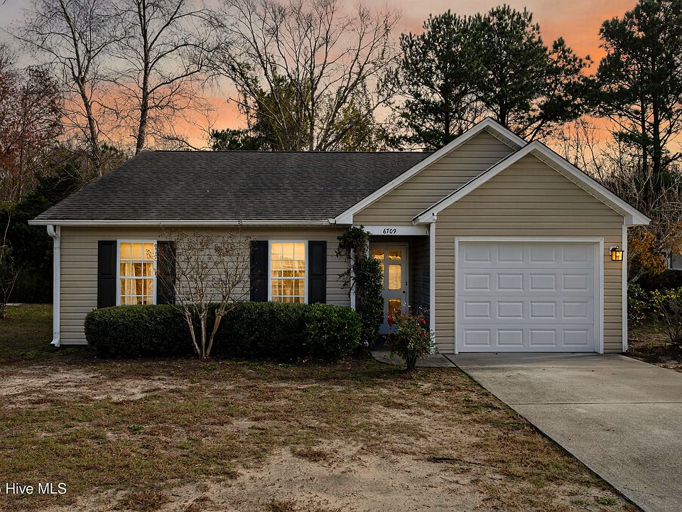 1st image of 6709 Hailsham Drive