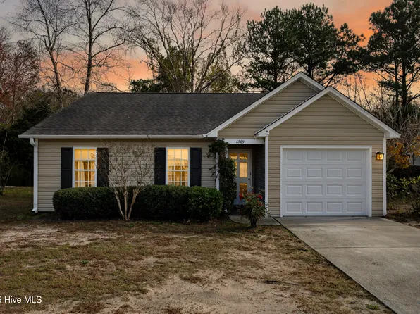 6709 Hailsham Drive, Wilmington, NC 28412