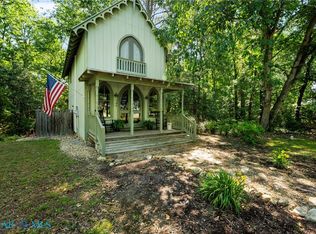 23 Park Pl, Irvington, VA 22480