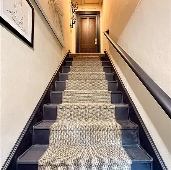 87 Rockland Ave — Photo 3