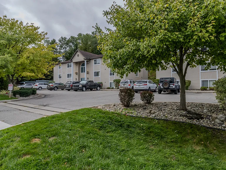 The Tides 1510 Veterans Dr — Photo 51