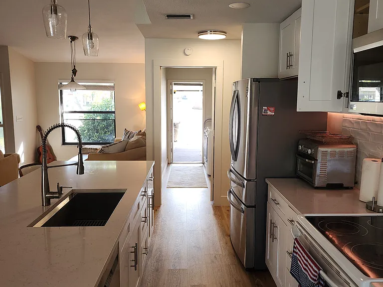 72nd St NW — Photo 22