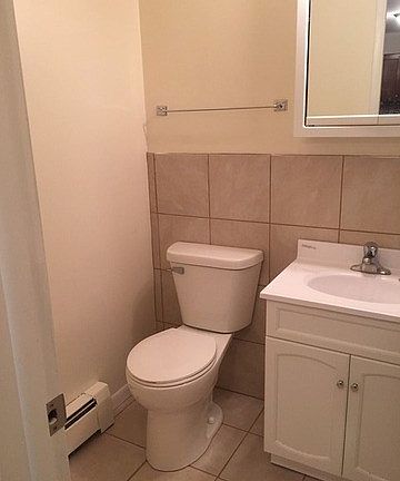 5th image of 8500 W 87th St APT 6