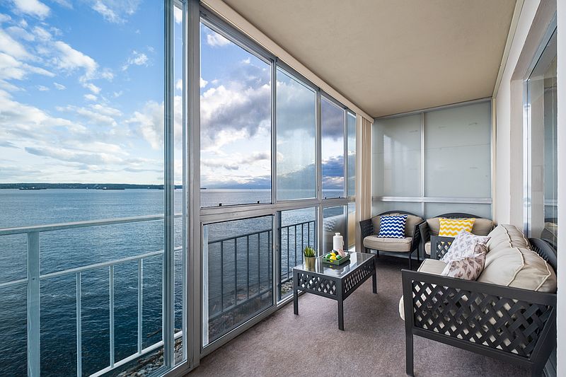 West Vancouver Apartment for rent - 2 Bedrooms — photo 8