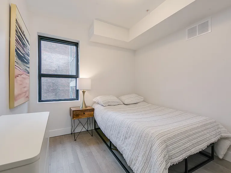 405 Saint Helens Ave #YAAAS — Photo 21