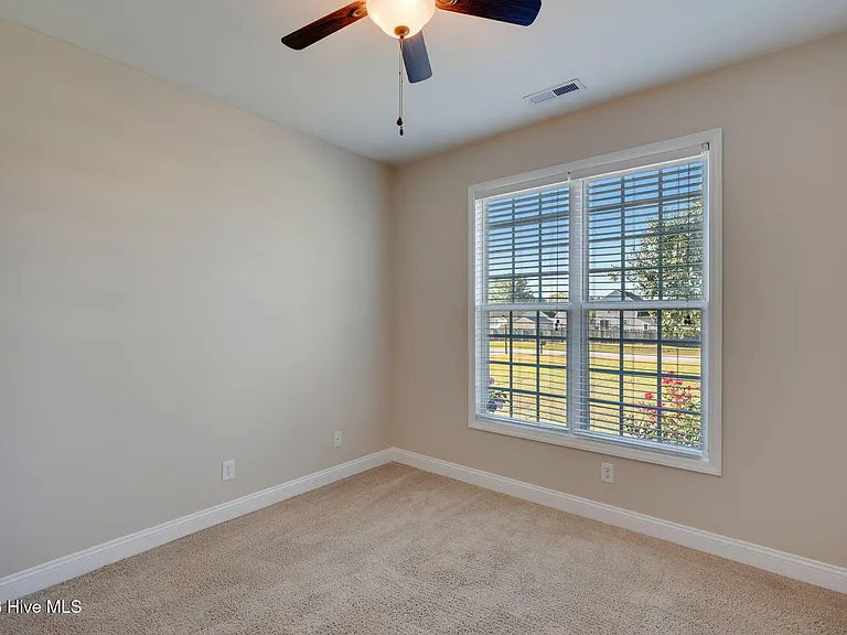 Elizabeth Edwards Ct — Photo 19