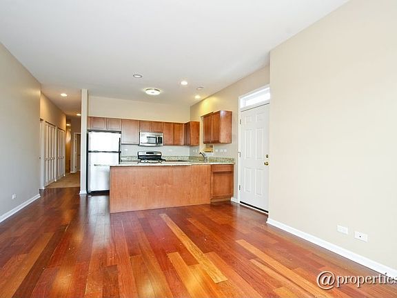 Kitchen/Living Room