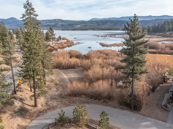 39271 Seminole Dr, Fawnskin, CA 92333