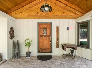 1650 Queens Branch Rd, Rogue River, OR 97537