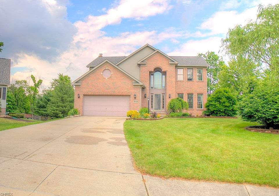 1st image of 3133 Cambridge Dr