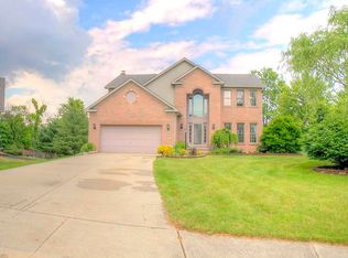 3133 Cambridge Dr, Stow, OH 44224