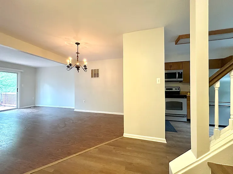 5700 Medallion Ct — Photo 2