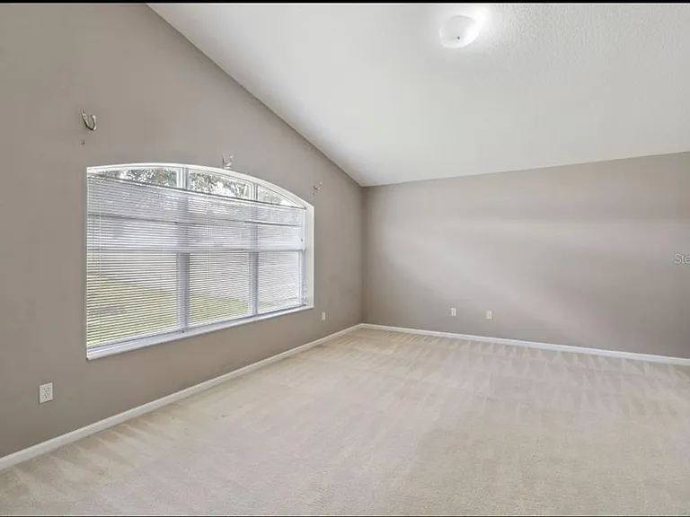 15723 Markham Dr — Photo 8