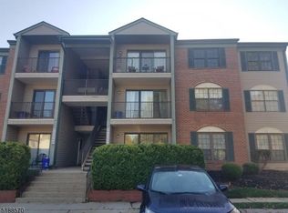 68 Fisher Dr #2617, Franklin Park, NJ 08823