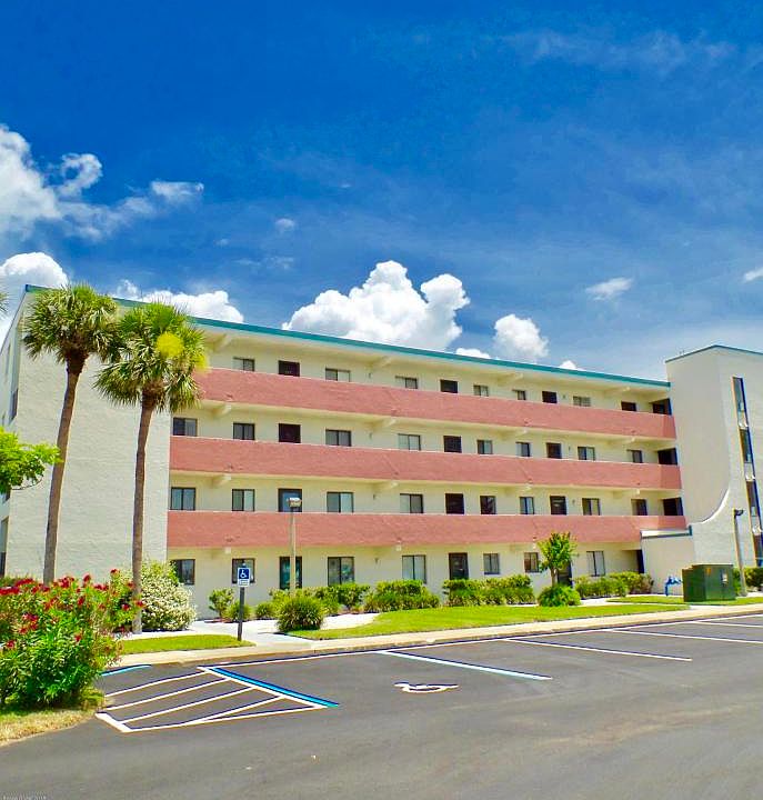 1st image of 2465 S Washington Ave #310