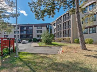 4710 58th Ave N APT 208, Crystal, MN 55429