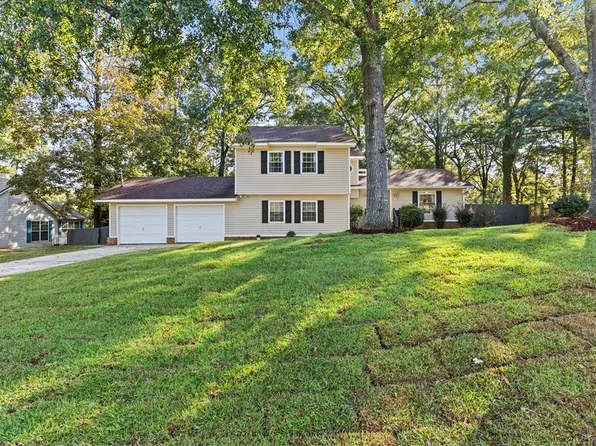 1114 Deerpath Rd, Dothan, AL 36303