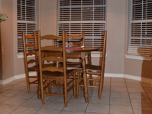 5th image of 170 Hamshire Ln
