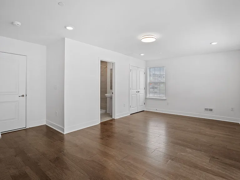 137 Ada Hightower Ave — Photo 32