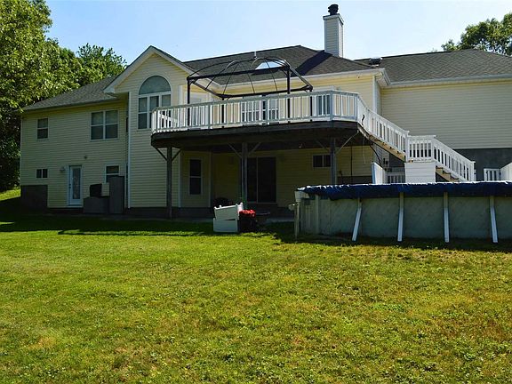 3rd image of 51 Foxboro Ave