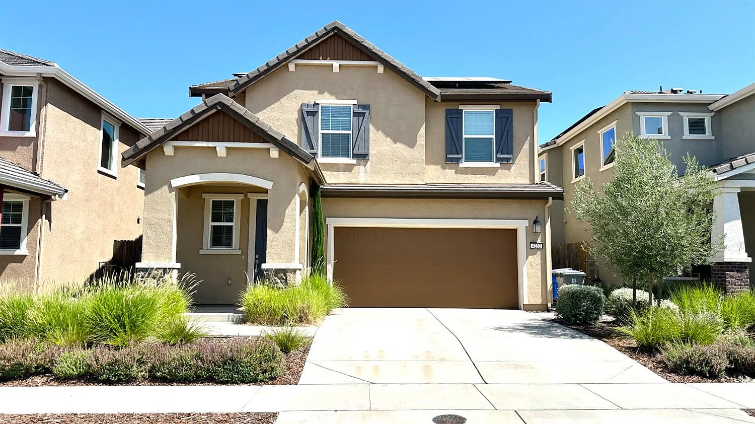 4252 Emerald Gate Ln photo 1