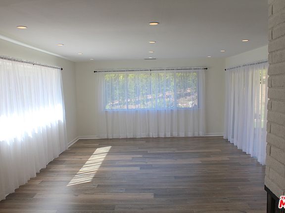 3rd image of 5948 Paseo Canyon Dr